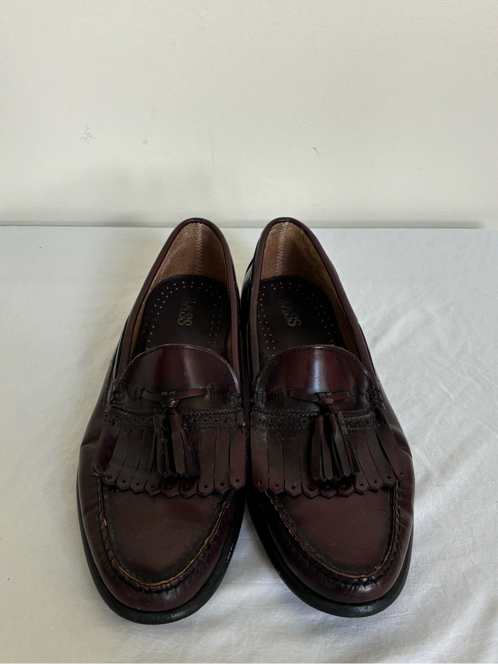 GH Bass Tassel Loafers burgundy wine Size 10 D Mens Leather